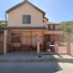 Renta de Brincolines, Sillas y Mesas "Baja Rentals"