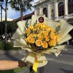 Borgoña Diseño Floral