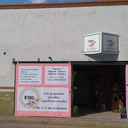 D' Lucy Boutique Floral
