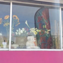 Floreria Y Eventos “mi Lupita”