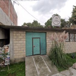 Flores' Materiales & Transportes.
