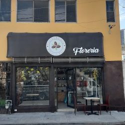Flores Y Cafe