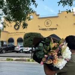 Flores Y Fresas