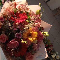 ~ Floristería ~ Peonia