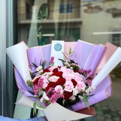 La Feria De Las Flores