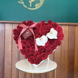 Las Rosas Floristería