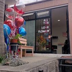 Lenn Flores- Floreria Boutique