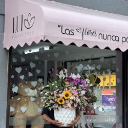 Lui Flower Shop